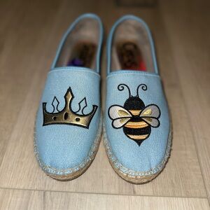 Circus by sam edelman Slip-On Shoes with Crown and Bee Design
